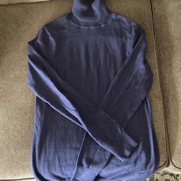 Gap Turtleneck - Picture 1 of 1